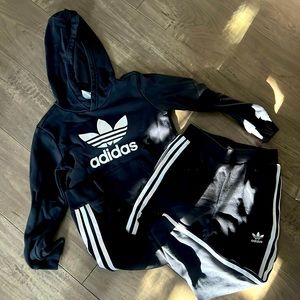 Adidas Kids Size 7-8. Used. Good Condition.